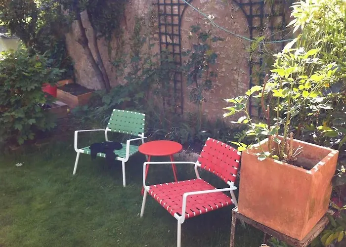 Maison D'artistes Jolie Et Atypique A Vivonne